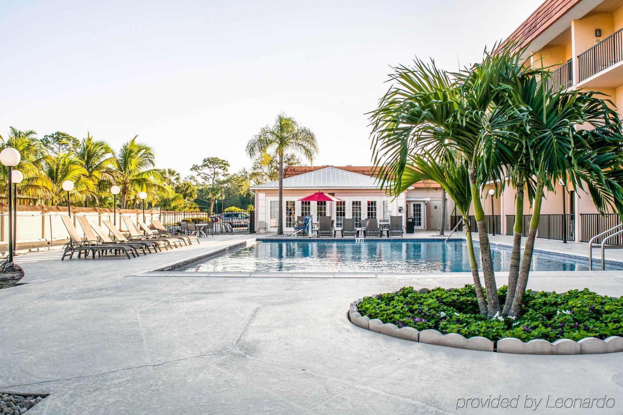 Hotel Baymont By Wyndham Bonita Springs Exteriér fotografie